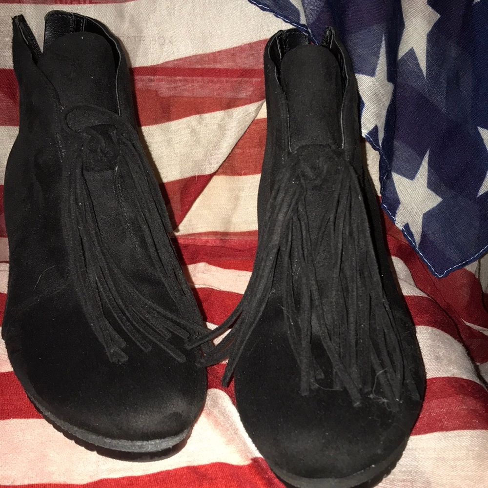 Dr Scholls fringed ankle Mocs”FINAL PRICE”
